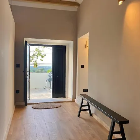 Lima Charming Loft At Arrabida Apartment